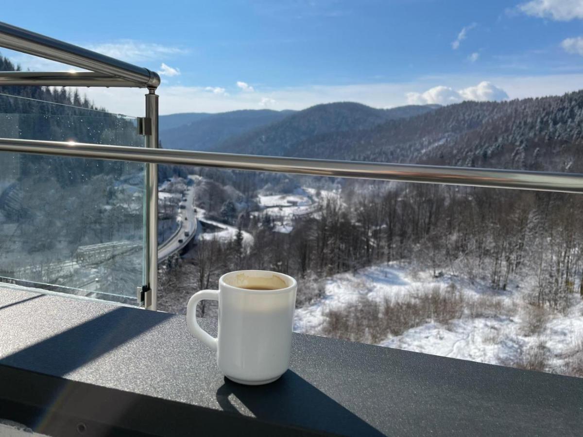 Romantic Jacuzzi Chic Apartment Sinaia Dış mekan fotoğraf